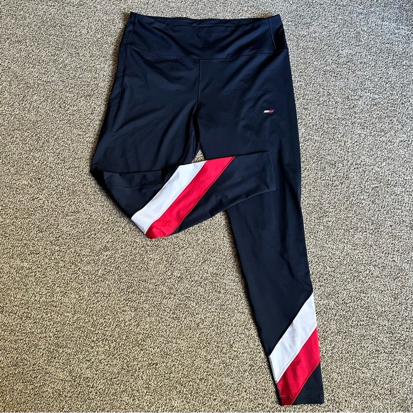 *Prive Drop* Tommy Hilfiger Plus Size Diagonal Stripe Leggings - Picture 2 of 4